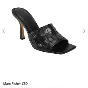 Black mule heels 🖤